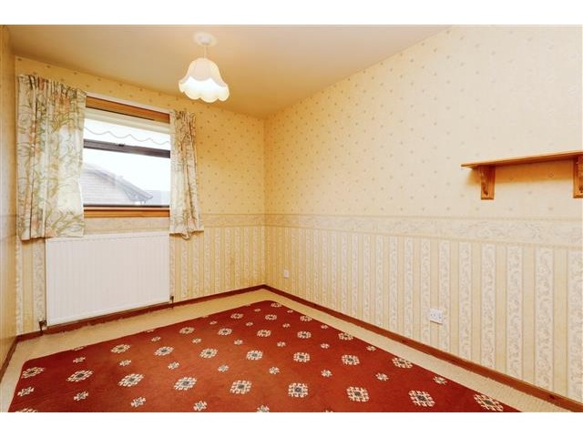 Bedroom Bungalow For Sale Green Bank Road Cumbernauld Lanarkshire