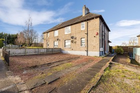 Kirkton Avenue, Barrhead, G78 2AE