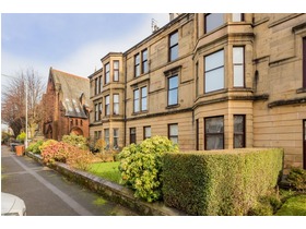 Flat 2/1, 4 Greenlaw Avenue, Paisley, PA1 3RA