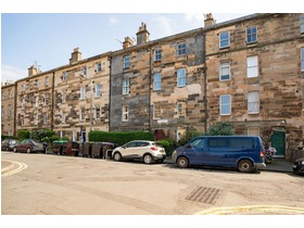 9/8 West Newington Place, Newington, EH9 1QT