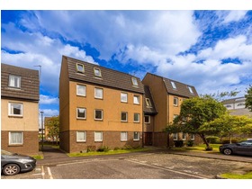 10/4 Ettrickdale Place, Stockbridge, EH3 5JN