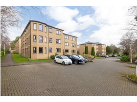 4/1 Dunard Garden, Grange, EH9 2HZ