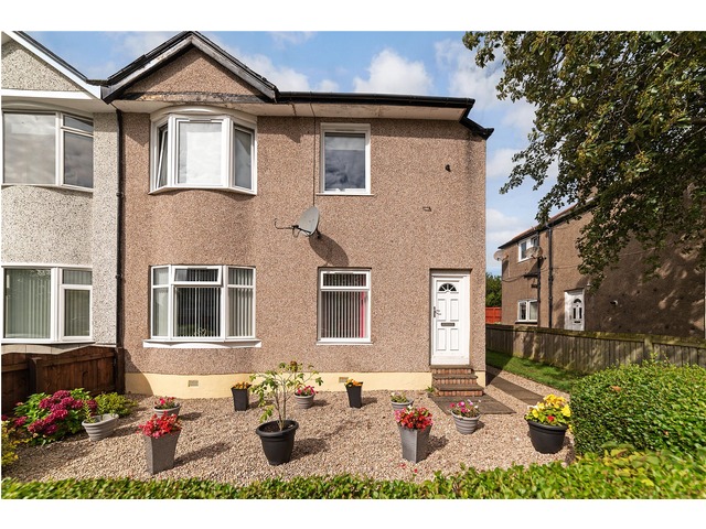 3 Bedroom Flat For Sale Tannadice Avenue Cardonald Glasgow G52 3dt