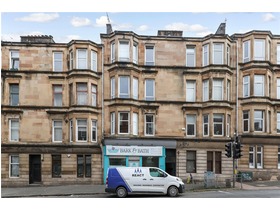 Cathcart Road, Cathcart, G42 8UA