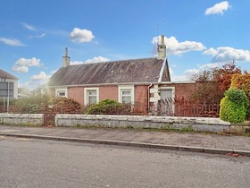 Moss Road, Tillicoultry, FK13 6NS