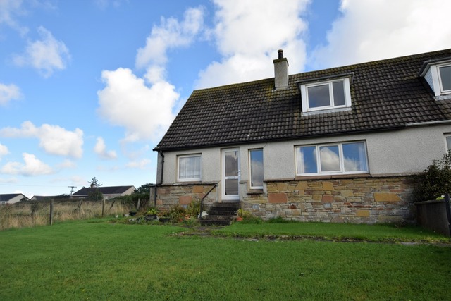 3 bedroom house for sale, 39 Robertson Crescent, Reiss, Caithness, KW1 ...