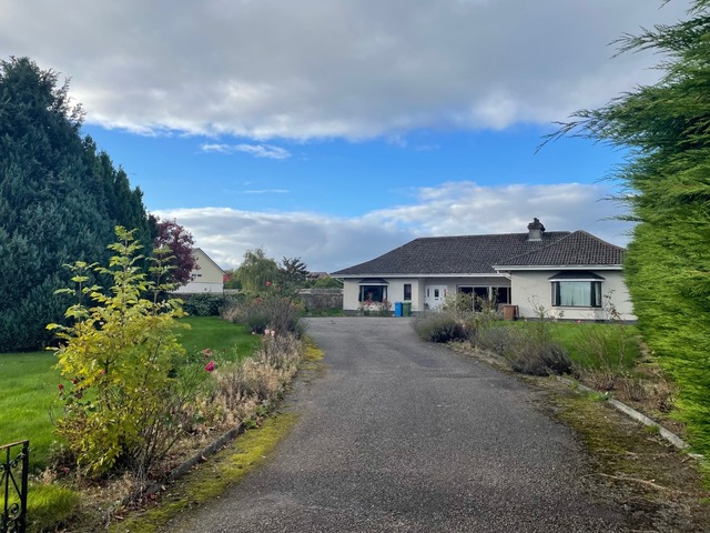 4 bedroom bungalow for sale, Cromlet Drive, Invergordon, Easter Ross ...