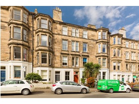 Brunton Terrace, Hillside, EH7 5EQ