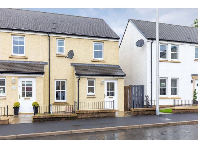 3 Bedroom End Terraced For Sale Borders Td1 2qj