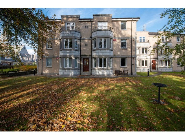 2 Bedroom Flat For Sale Aberdeen Ab15 5hg