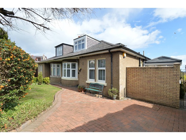 4 Bedroom Bungalow For Sale, Paisley Avenue, Willowbrae, Edinburgh, Eh8 