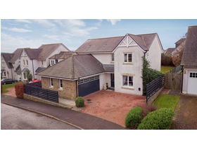 Balmossie Bank, Broughty Ferry, DD5 3GB