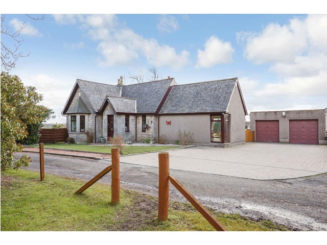 3 bedroom bungalow for sale, East Lodge, Inzievar Estate, Oakley, Fife ...