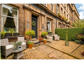 Hillside Crescent, Hillside (Edinburgh East), EH7 5EB