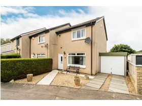 17 Cleikiminfield, Niddrie, EH15 3RA