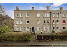 Whitson Place East, Balgreen, EH11 3BB