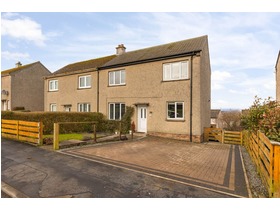 19 Pentland View, Currie, EH14 5QB