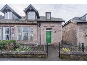 18 Ashley Terrace, Alloa, FK10 2BA