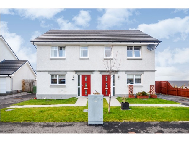 3 Bedroom Semi Detached For Sale Inverness Nairn And Loch Ness Iv2 6hh