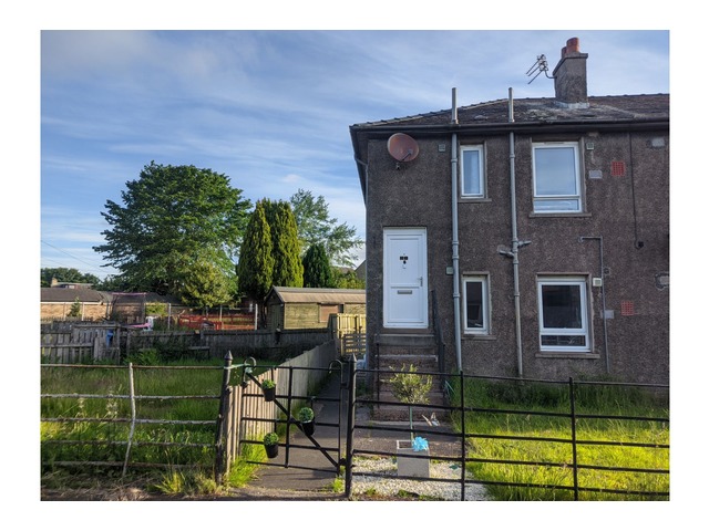 2 bedroom flat  for sale Newport-on-Tay