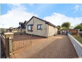 Westcraigs Road, Shotts, ML7 5SL