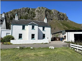 The Old Inn, Easdale, Oban, PA34 4RF