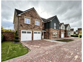 Harrowslaw Drive, Hamilton, ML3 8SL