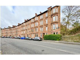 Cathcart Road, Cathcart, G42 9EY