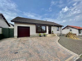 57 Hogarth Drive, Cupar, KY15 5YU