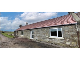 Upper Magus Farm Cottage, Strathkinness, KY16 8NZ