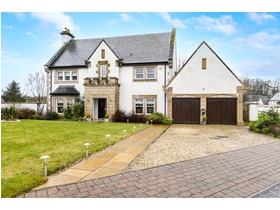 Rowallan Castle Estate, Kilmaurs, Kilmarnock, KA3 2DP