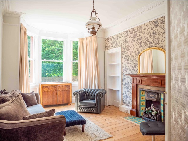 2 bedroom furnished flat to rent Prestonfield
