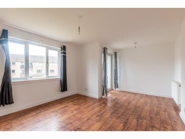2 bedroom unfurnished flat to rent Prestonfield
