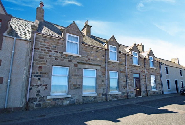 4 bedroom terraced house for sale Portessie