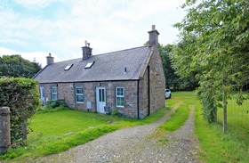 1 Dytach Cottages, Sandend, Portsoy, AB45 2UJ