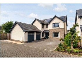 Threipmuir Walk, Livingston, EH54 9FG