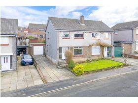 Bughtknowes Drive, Bathgate, EH48 4DP