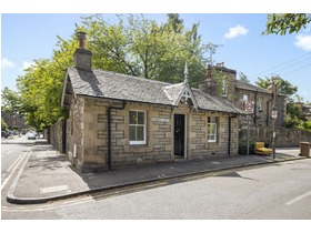 Waverley Lodge, 19b Queen's Crescent, Newington, EH9 2BB