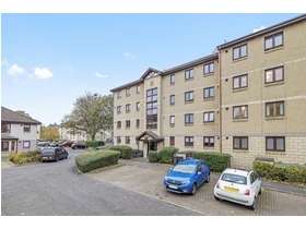 7/8 St Clair Avenue, Leith, EH6 8JS