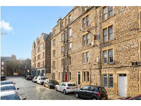 7/8 Admiralty Street, Leith, EH6 6JT