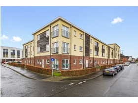 10/1 New Mart Place, Chesser, EH14 1TX