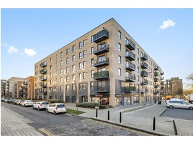 4/8 Ropemaker Street, Leith, EH6 7AN