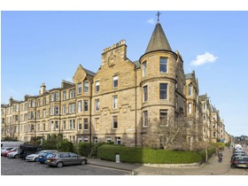 2/6 Thirlestane Road, Marchmont, EH9 1AN