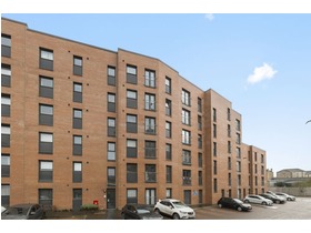 24/3 Ashley Place, Bonnington, EH6 5GB