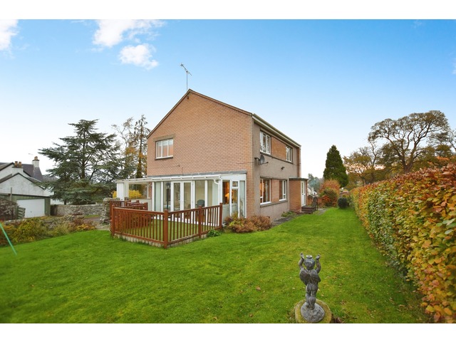 3 bedroom detached house for sale Newtyle