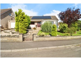 Woodlands Drive, Crossford, Dunfermline, KY12 8QE